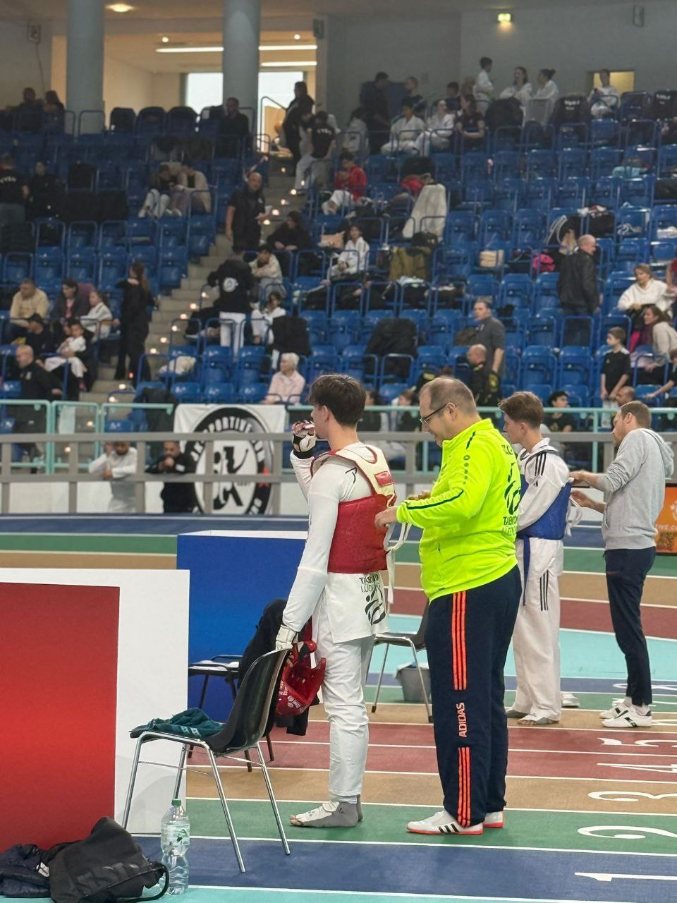 0dc052bd-3abd-478d-86a8-6ebdce70b9f4