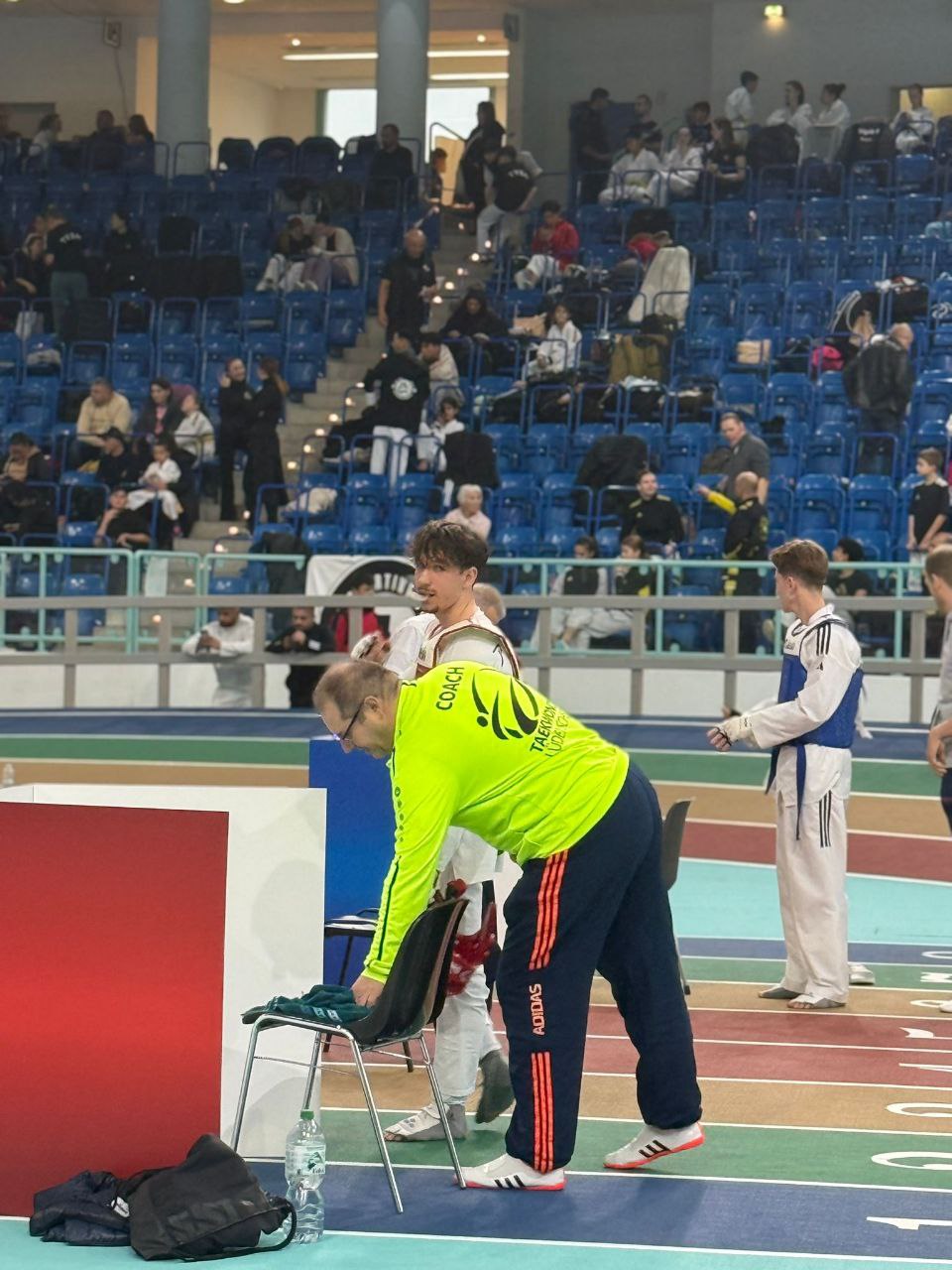 1f081ee5-4a79-4422-9d2c-04c2b6c42885