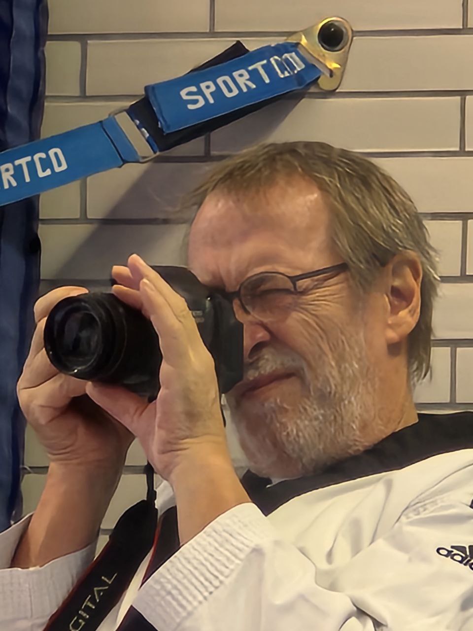 8a4acfa8-1b76-4cdc-9602-8221749c7e81